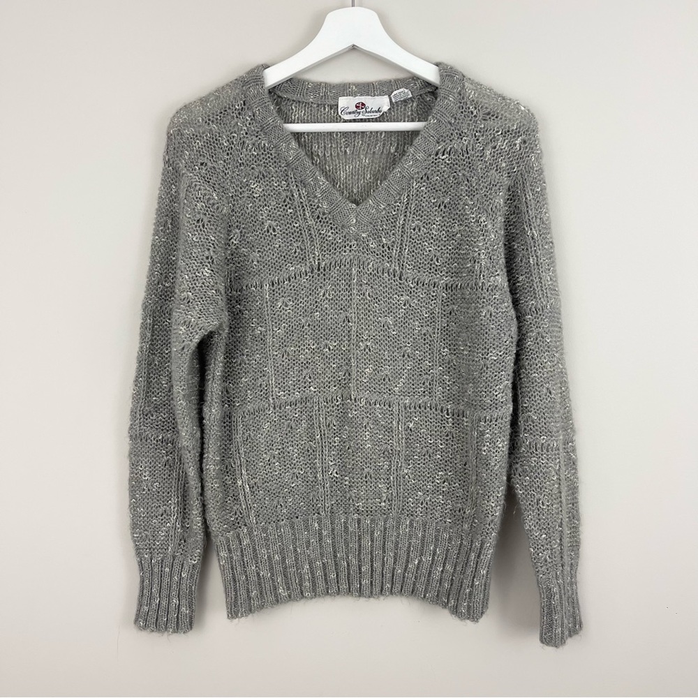 Vintage Country Suburbans V-Neck Knit Sweater in Gray